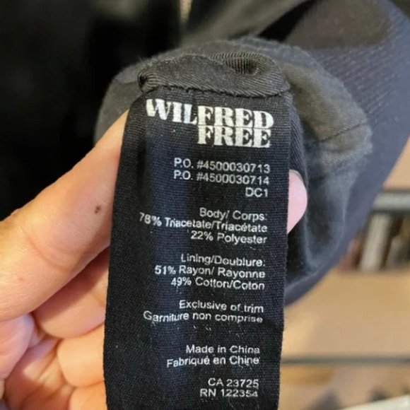 Aritzia Wilfred Free Stange Bomber Vest - Picture 3 of 4